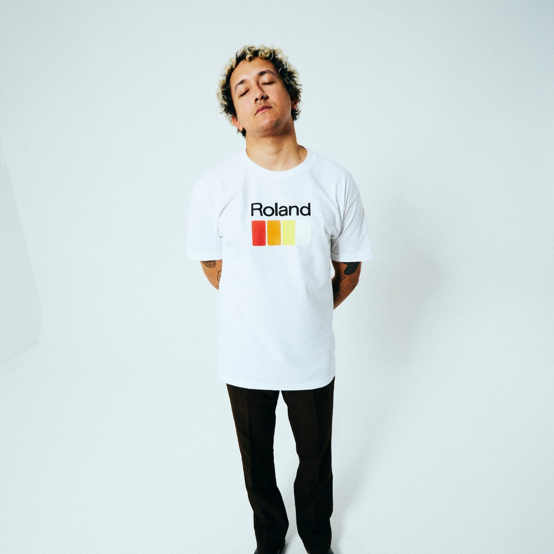 BUTTONS T SHIRT